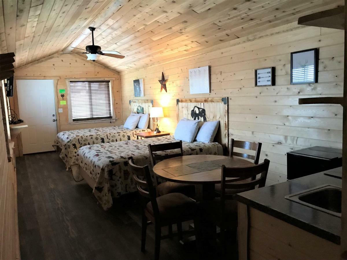 Drift Lodge ไอส์แลนด์พาร์ก ภายนอก รูปภาพ