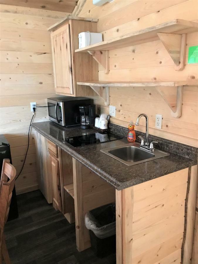 Drift Lodge ไอส์แลนด์พาร์ก ภายนอก รูปภาพ