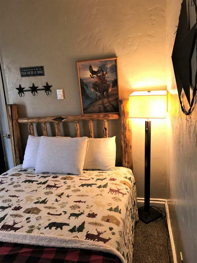 Drift Lodge ไอส์แลนด์พาร์ก ภายนอก รูปภาพ